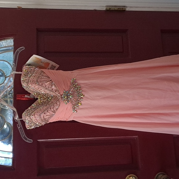 Party,prom ,special occasion - Picture 1 of 4